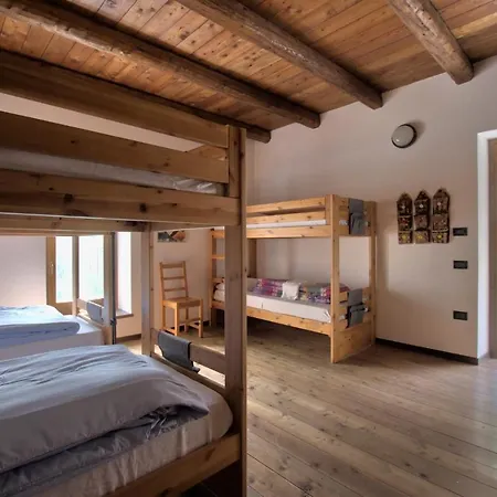 Rifugio Escursionistico La Ruà Affittacamere Macra