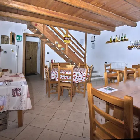 Guest house Rifugio Escursionistico La Rua