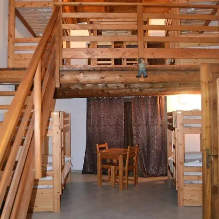 Guest house Rifugio Escursionistico La Rua 3*