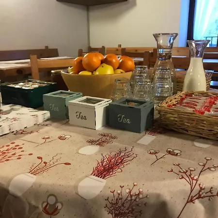 Rifugio Escursionistico La Ruà