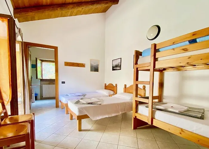 Rifugio Escursionistico La Rua 게스트하우스 3*