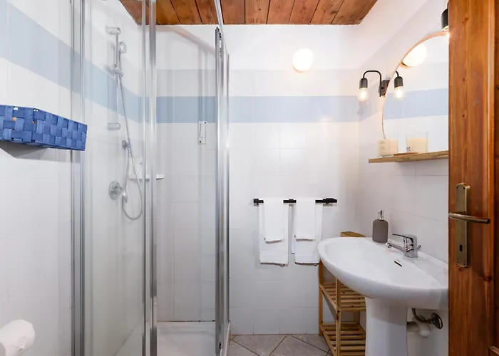 Rifugio Escursionistico La Rua 3* Macra