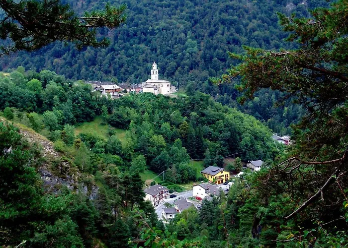 Rifugio Escursionistico La Rua 3* Macra
