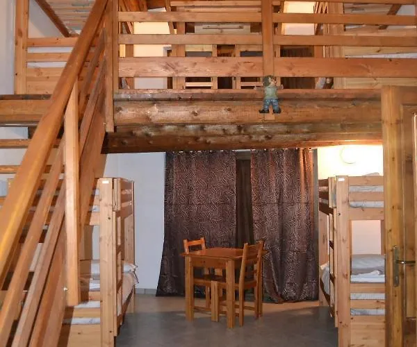 Casa de hóspedes Rifugio Escursionistico La Rua 3*