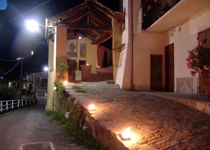 Rifugio Escursionistico La Rua 3*